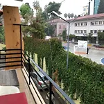 Apartman Merkez Kaleici Muhtesem Harika Balkonlu