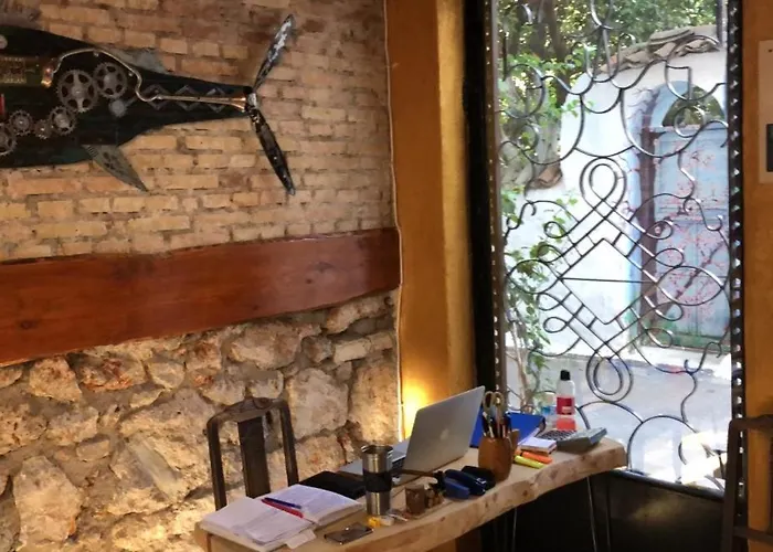 Merkez Kaleici Muhtesem Harika Balkonlu *