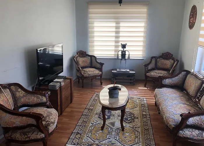 Merkez Kaleici Muhtesem Harika Balkonlu Apartman Antalya