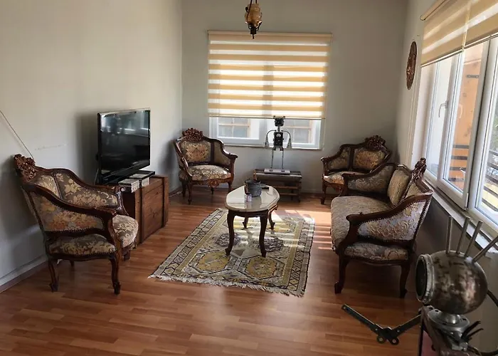Merkez Kaleici Muhtesem Harika Balkonlu Antalya