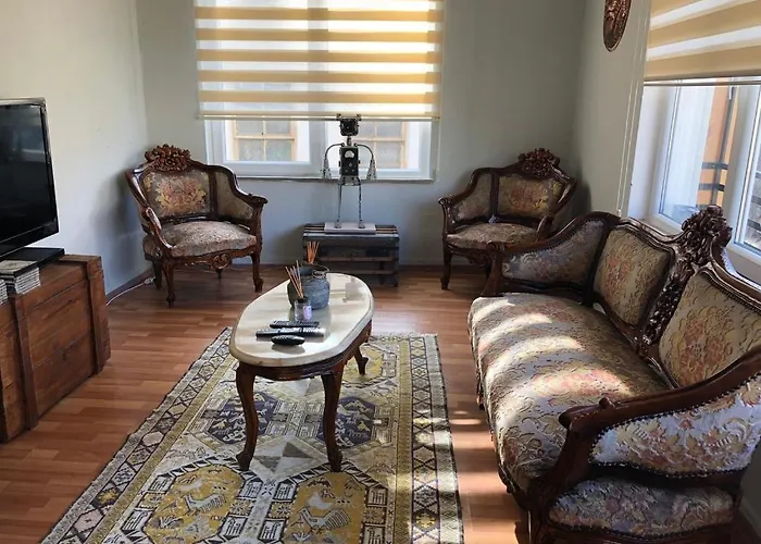 Apartman Merkez Kaleici Muhtesem Harika Balkonlu