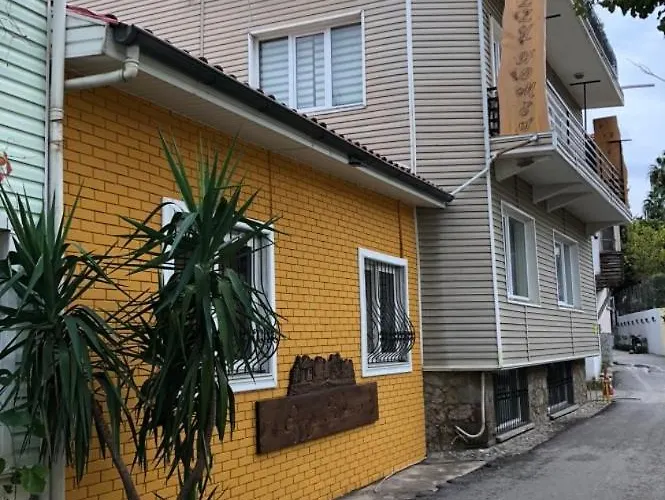 Merkez Kaleici Muhtesem Harika Balkonlu