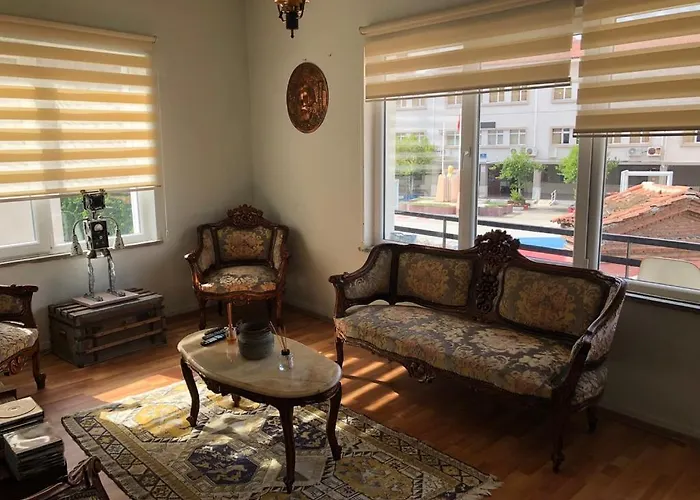 Merkez Kaleici Muhtesem Harika Balkonlu Apartman *