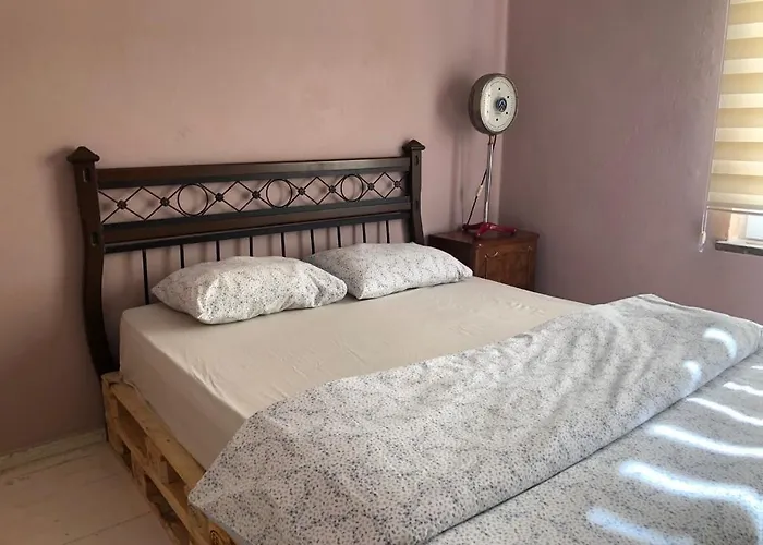 Apartman Merkez Kaleici Muhtesem Harika Balkonlu *