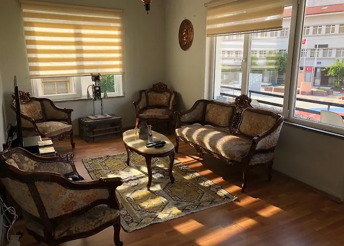 Apartman Merkez Kaleici Muhtesem Harika Balkonlu