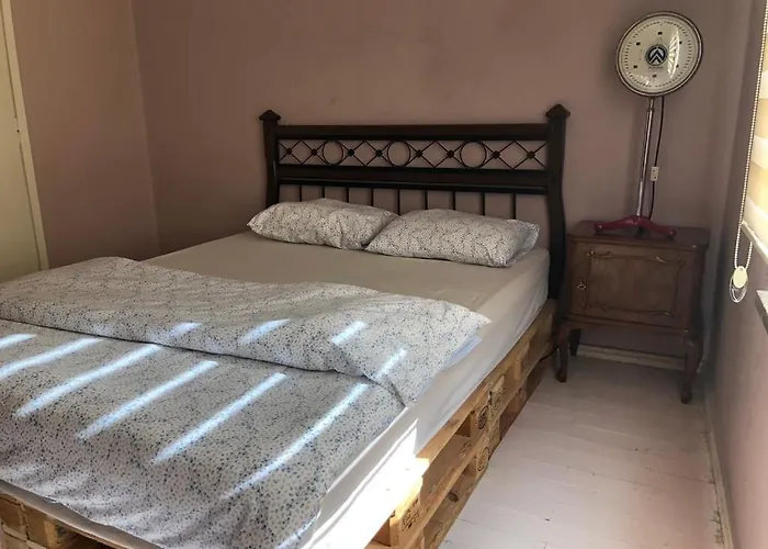 Merkez Kaleıçı Muhteşem Harıka Balkonlu *