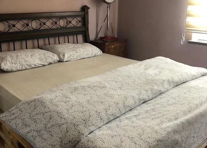 Daire Merkez Kaleıçı Muhteşem Harıka Balkonlu *