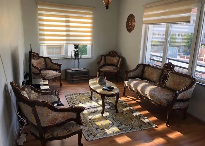 Merkez Kaleıçı Muhteşem Harıka Balkonlu Daire Antalya